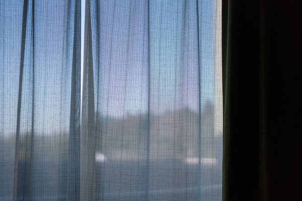 Sublimez votre intérieur en utilisant le meilleur rideau pour petite fenêtre